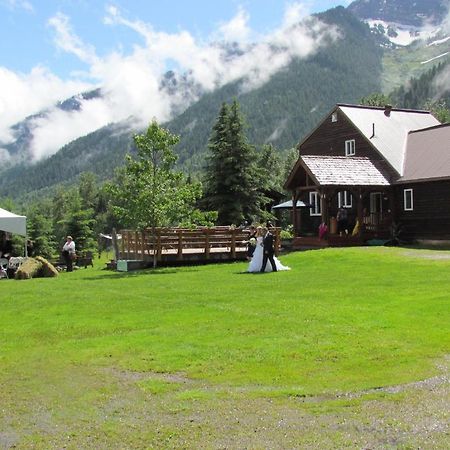 Birch Meadows Lodge B&B Fernie Exterior foto
